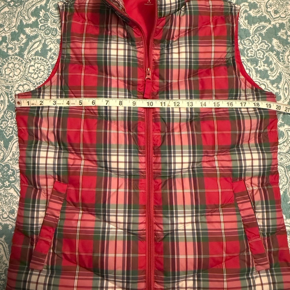 Lands End Women’s Plaid Puffer Vest - S - Picture 3 of 5